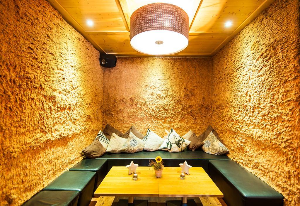 צל-אם-זי Living Max Hotel מראה חיצוני תמונה