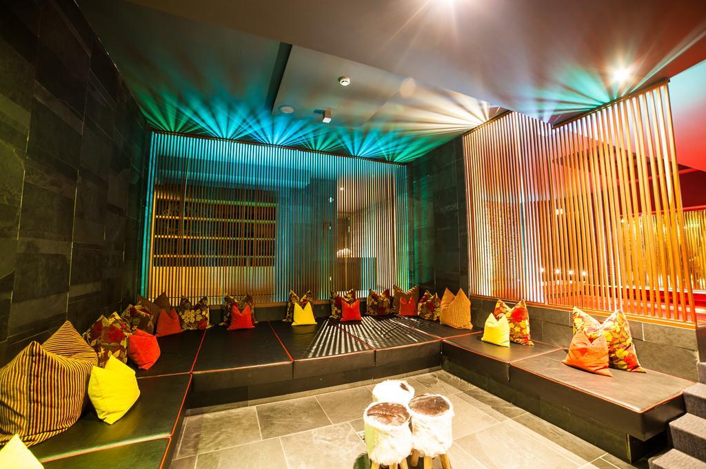 צל-אם-זי Living Max Hotel מראה חיצוני תמונה