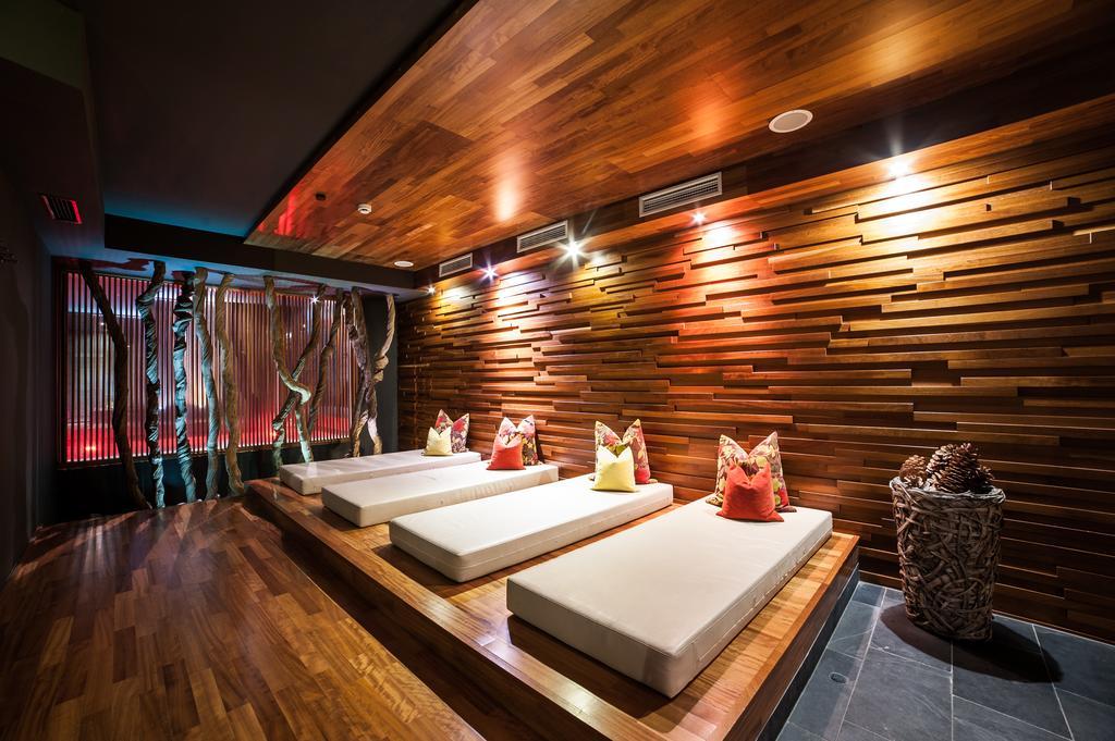 צל-אם-זי Living Max Hotel מראה חיצוני תמונה