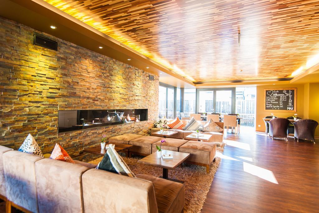 צל-אם-זי Living Max Hotel מראה חיצוני תמונה