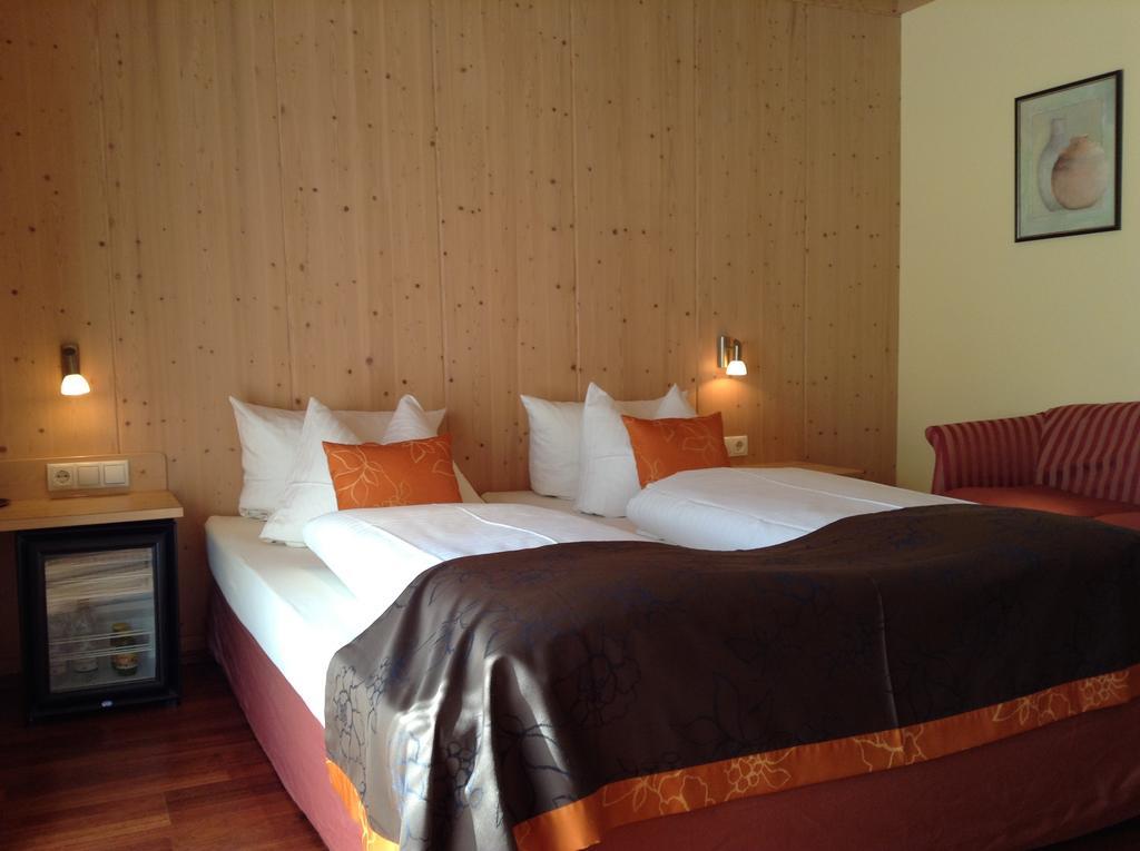 צל-אם-זי Living Max Hotel מראה חיצוני תמונה